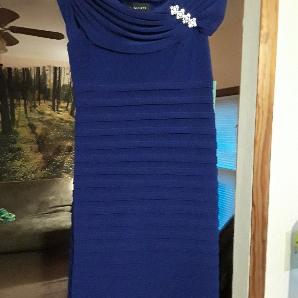 Royal blue classy dress - sits just above knee.